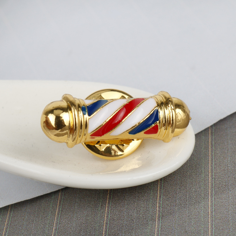 Classic Badge Brooch Pin Barbe - Hair Care Kit review and price